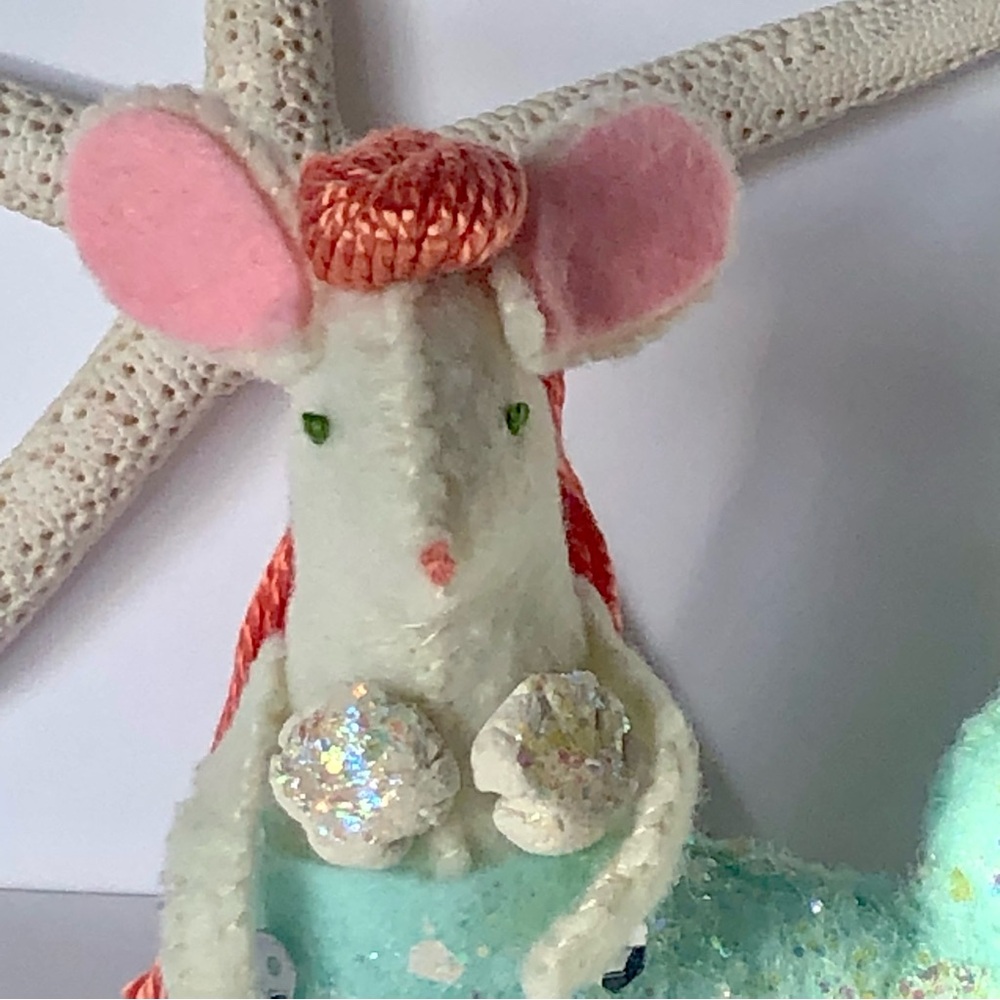 Mermaid Mouse Mermouse! hand-sewn felt fun, minty green tail shells handmade - Picture 2 of 8